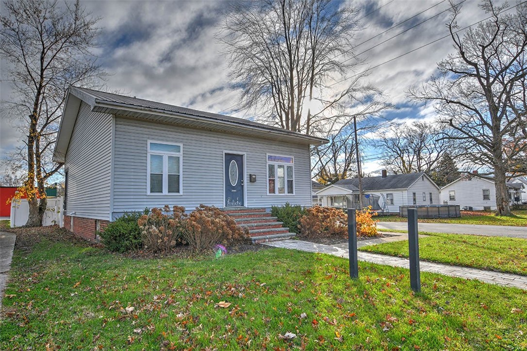 2604 N Main Street, Decatur, IL 62526