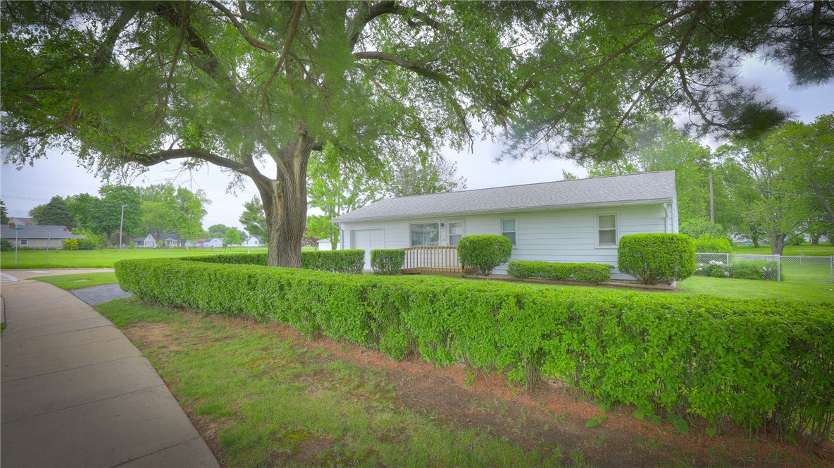 1302 Clement Avenue, Forsyth, IL 62535