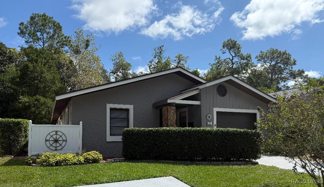 23 Dogwood Drive, Homosassa, FL 34446