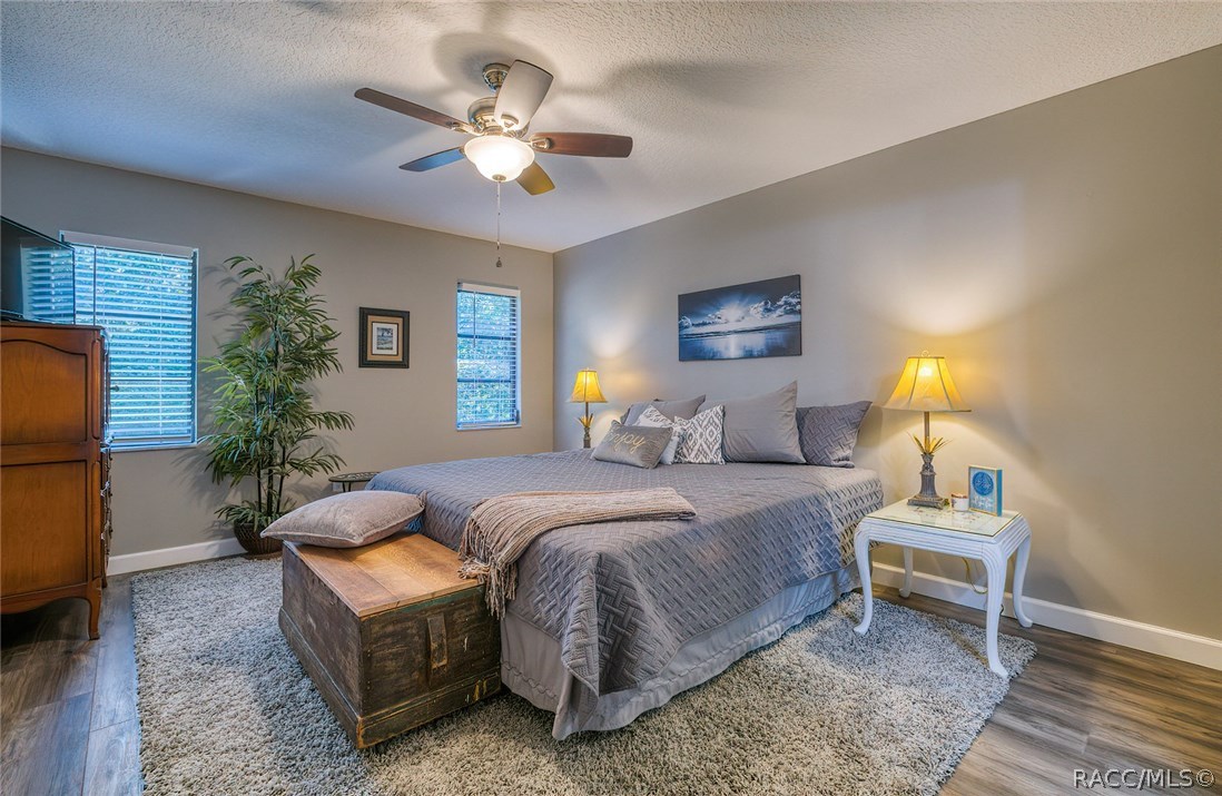 King Suite with brand new mattress.