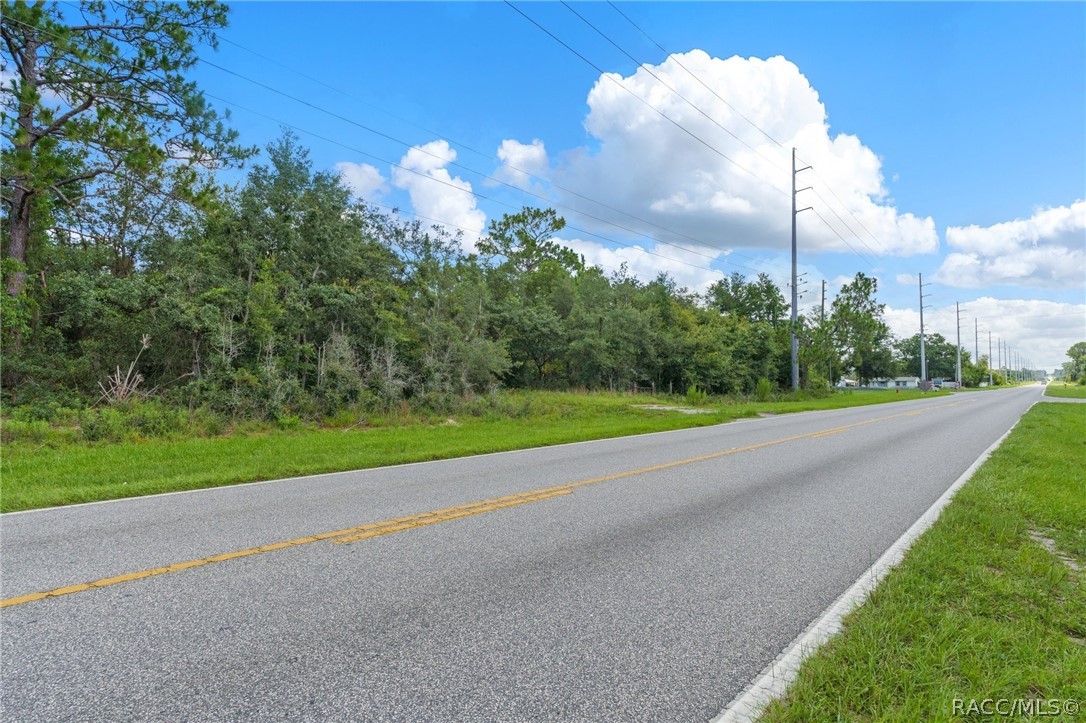 6779 W Grover Cleveland Boulevard, Homosassa, FL 34446