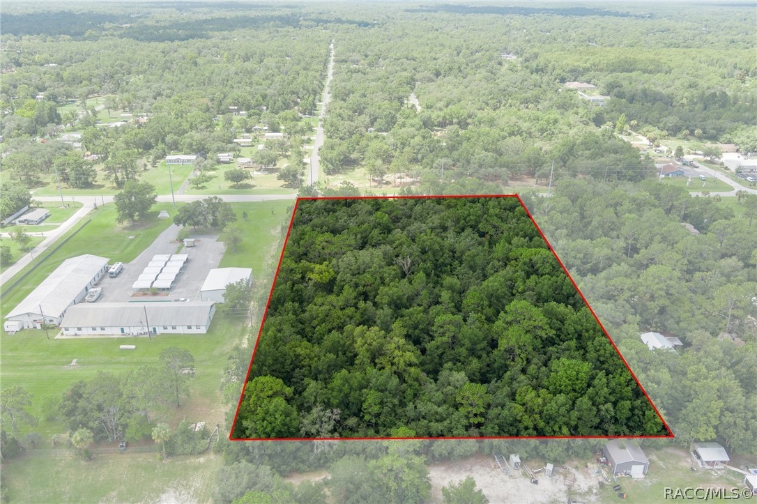 6779 W Grover Cleveland Boulevard, Homosassa, FL 34446