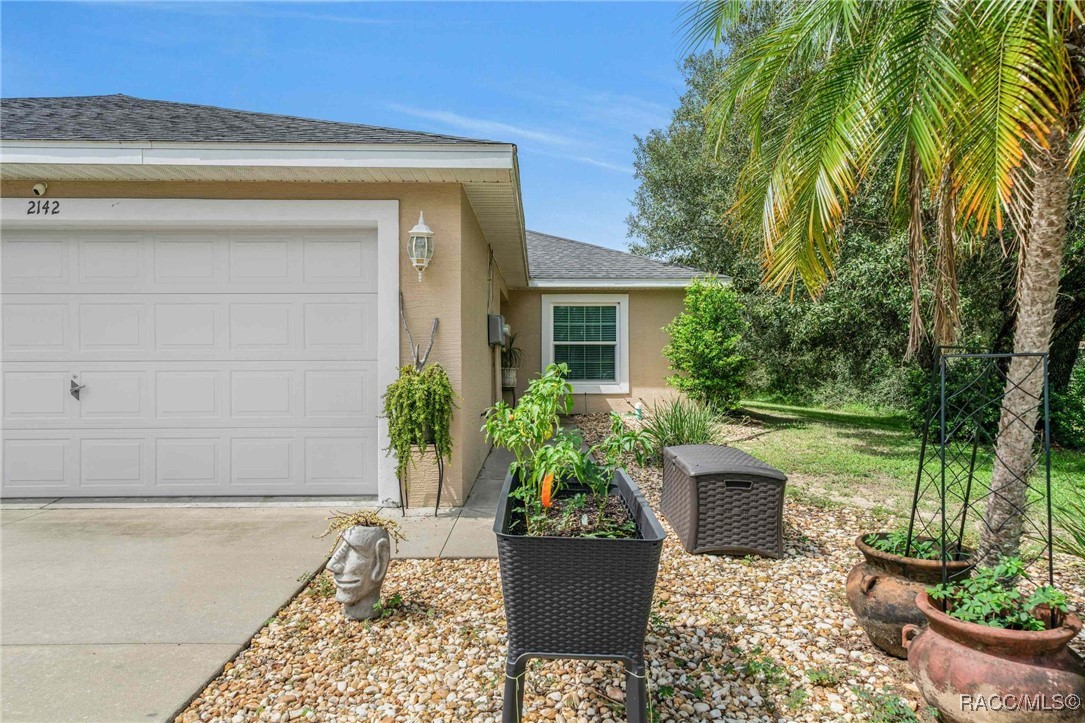 2142 S Gleneagle Terrace, Lecanto, FL 34461