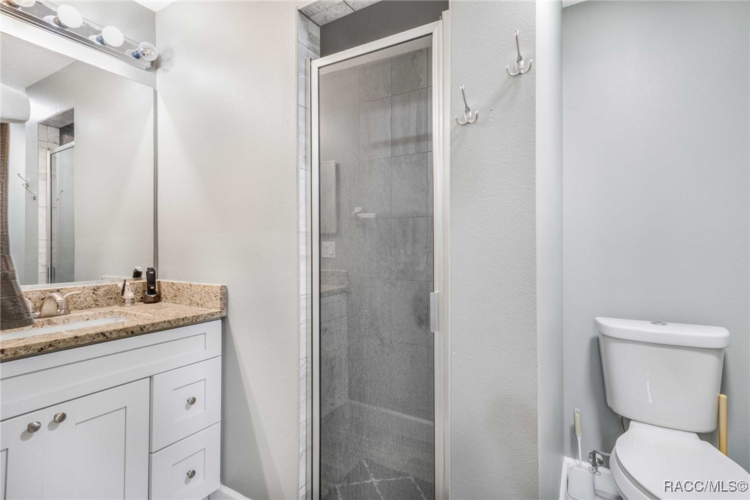 2142 S Gleneagle Terrace, Lecanto, FL 34461