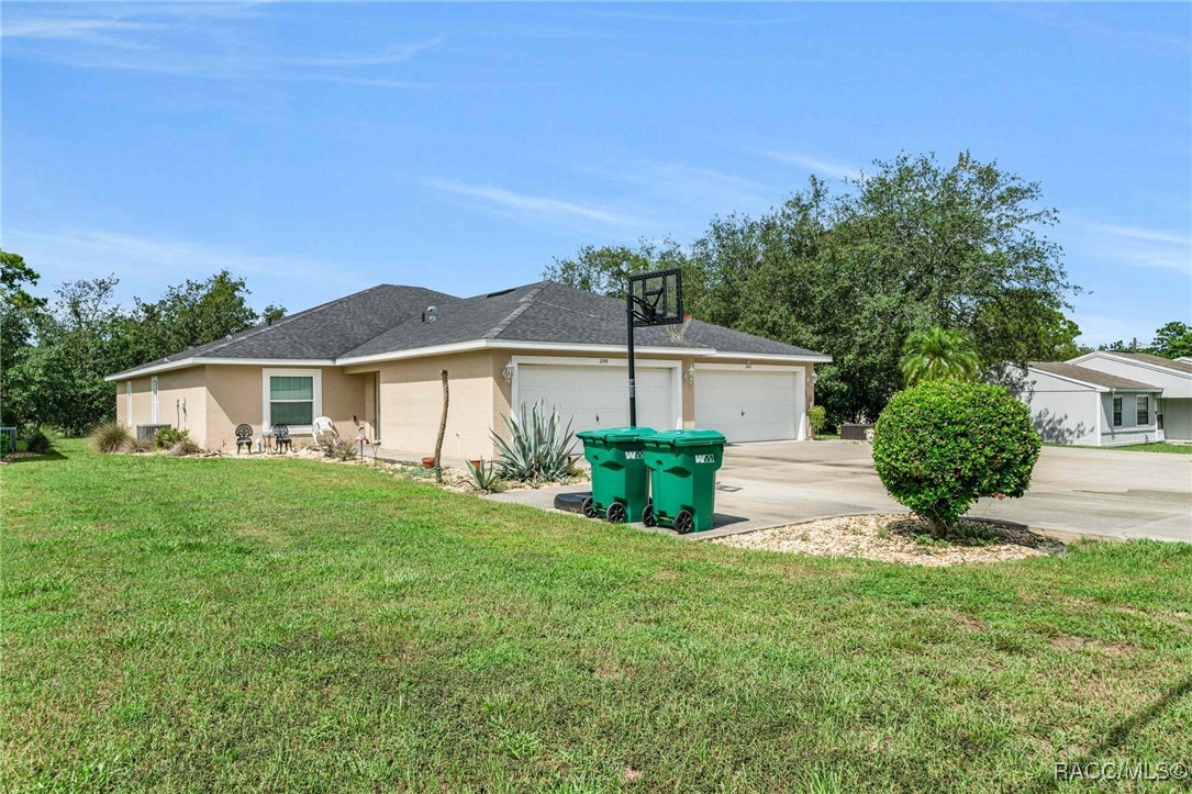 2142 S Gleneagle Terrace, Lecanto, FL 34461