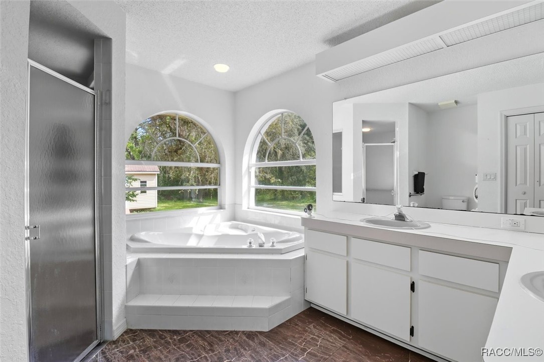 4355 W Justice Court, Homosassa, FL 34446