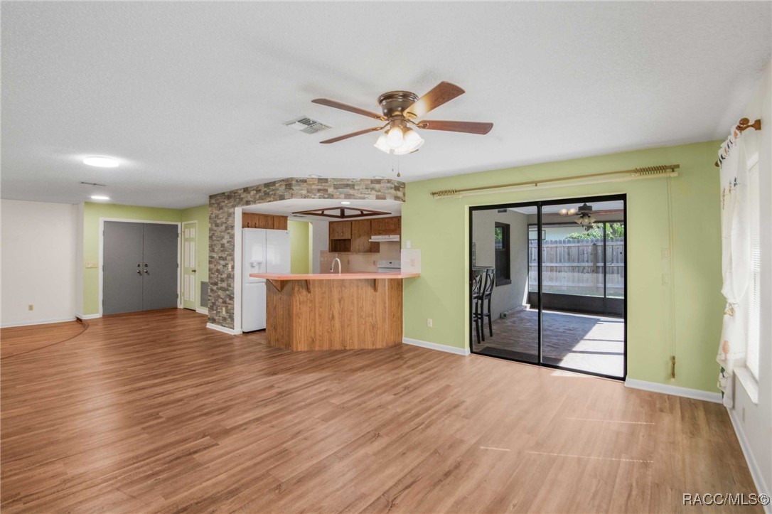 9161 N Bertin Drive, Citrus Springs, FL 34434