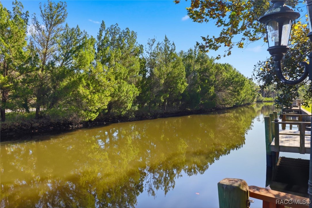 11328 W Bayshore Drive, Crystal River, FL 34429