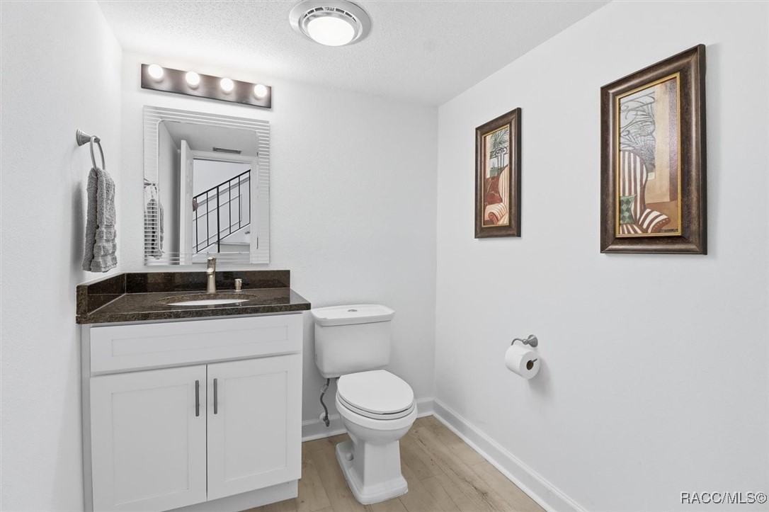 11328 W Bayshore Drive, Crystal River, FL 34429