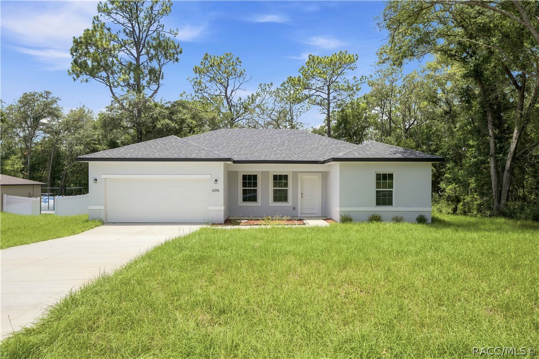 6346 N Darlington Drive, Dunnellon, FL 34434
