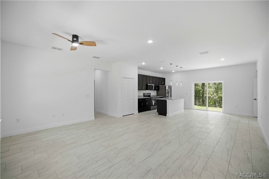 6346 N Darlington Drive, Dunnellon, FL 34434