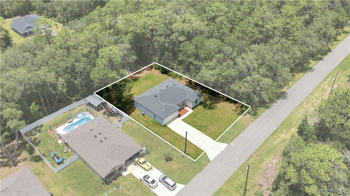 6346 N Darlington Drive, Dunnellon, FL 34434