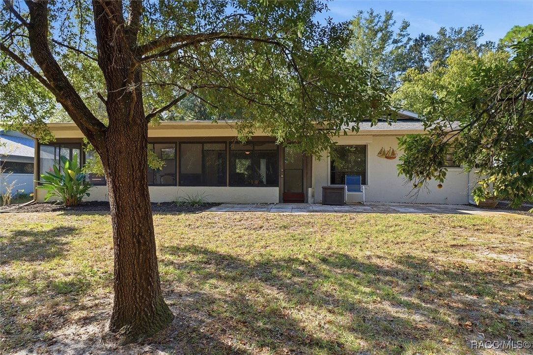 98 Sycamore Circle, Homosassa, FL 34446