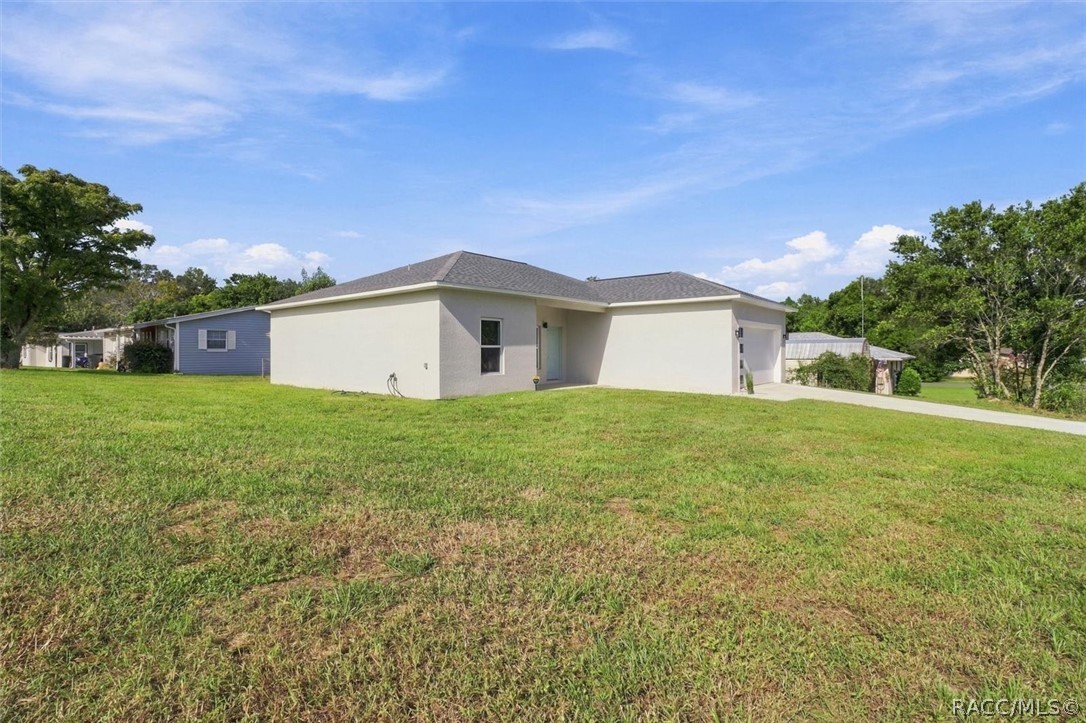 9410 N Milam Way, Citrus Springs, FL 34434