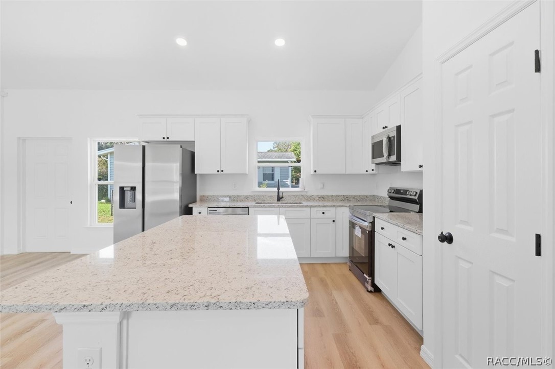 9410 N Milam Way, Citrus Springs, FL 34434