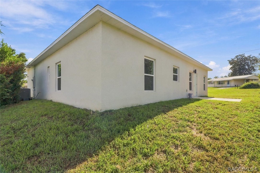 9410 N Milam Way, Citrus Springs, FL 34434