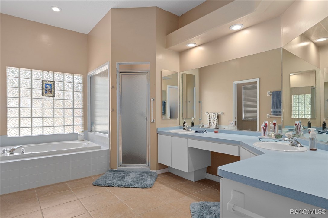 9 Foxgreen Court, Homosassa, FL 34446