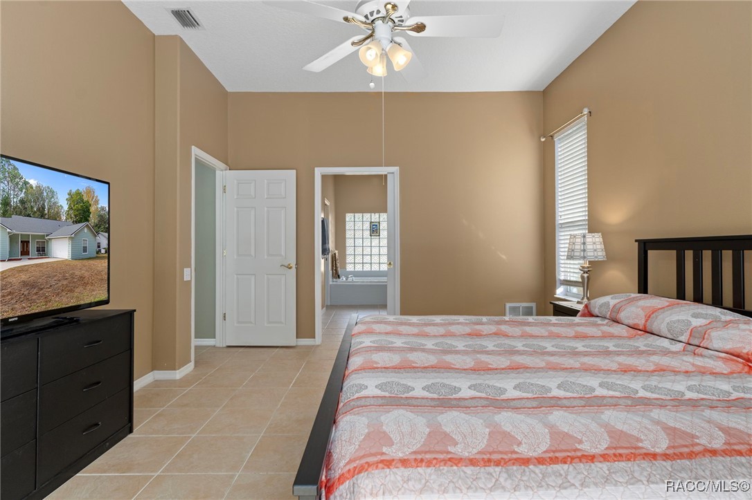 9 Foxgreen Court, Homosassa, FL 34446