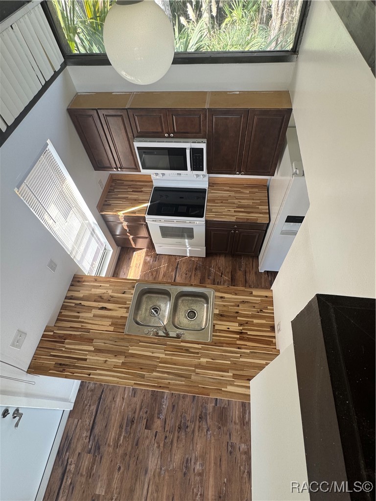 2649 N Seabreeze Point S, Crystal River, FL 34429 2649 N Seabreeze Point S, Crystal River, FL 34429