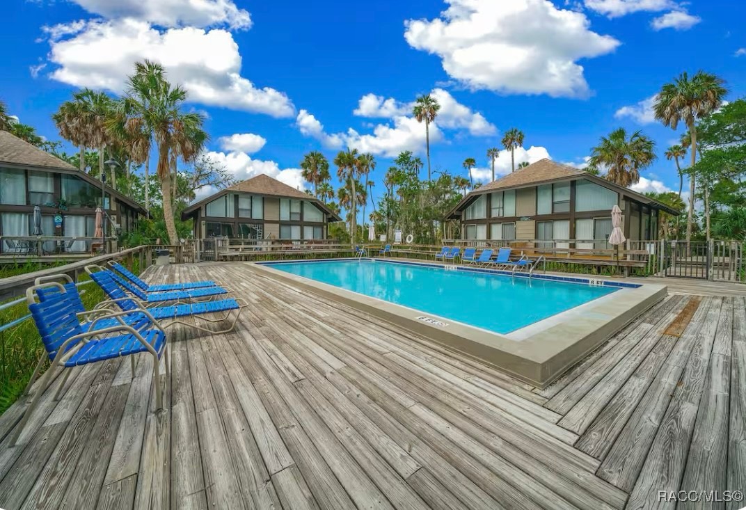 2649 N Seabreeze Point S, Crystal River, FL 34429