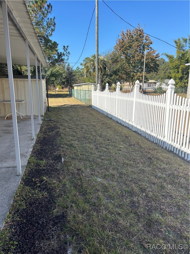 7120 S Sesame Street Terrace, Homosassa, FL 34446