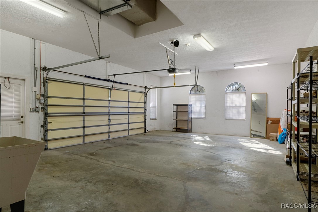 3135 N Buckhorn Drive, Beverly Hills, FL 34465