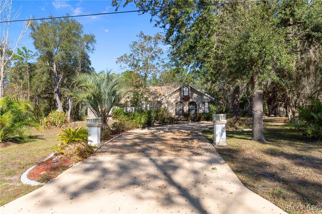 3135 N Buckhorn Drive, Beverly Hills, FL 34465 3135 N Buckhorn Drive, Beverly Hills, FL 34465