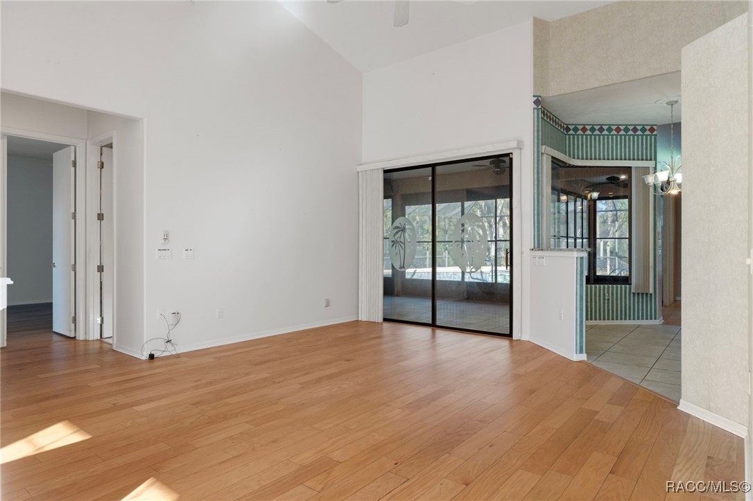 3135 N Buckhorn Drive, Beverly Hills, FL 34465