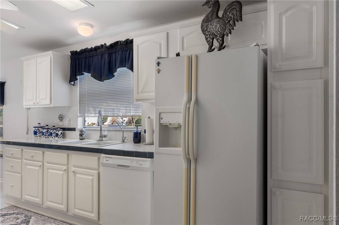 2540 E Loma Court, Hernando, FL 34442