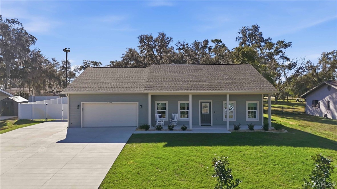 8624 E Cresco Lane, Inverness, FL 34450