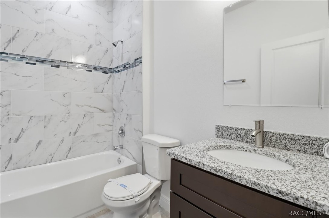 1569 W McNeal Drive, Citrus Springs, FL 34434