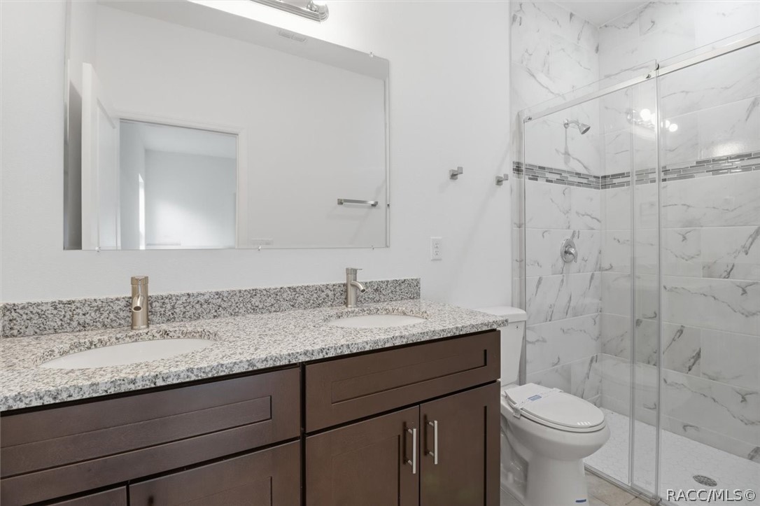 1569 W McNeal Drive, Citrus Springs, FL 34434