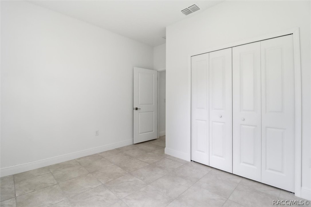 1569 W McNeal Drive, Citrus Springs, FL 34434