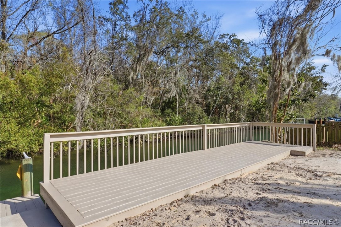 1025 SE 5th Avenue, Crystal River, FL 34429