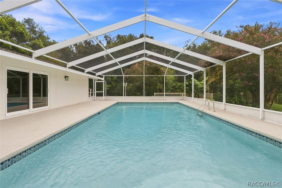 1025 SE 5th Avenue, Crystal River, FL 34429