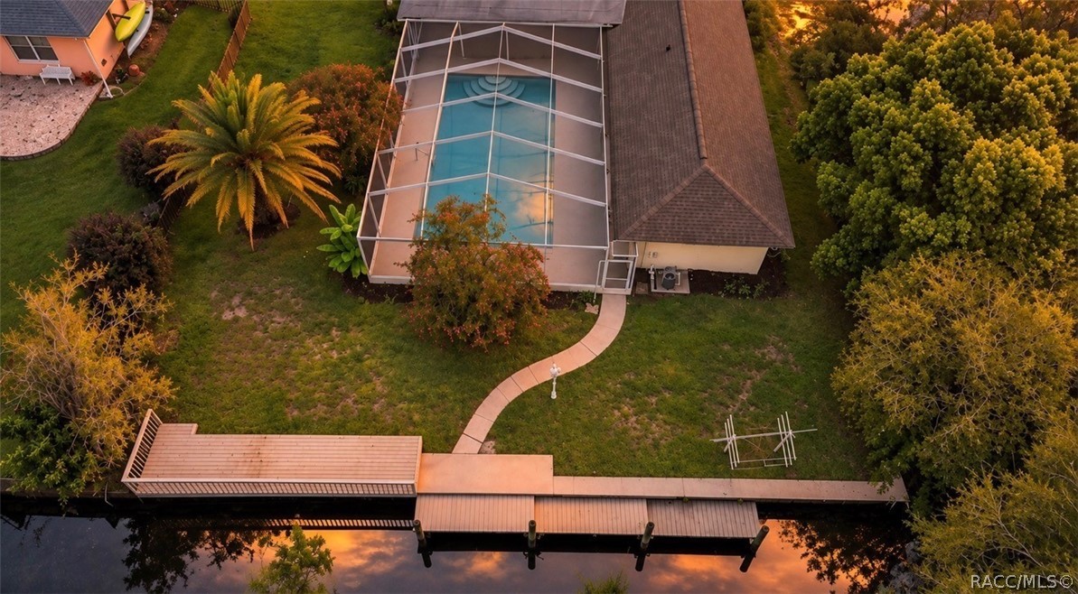 1025 SE 5th Avenue, Crystal River, FL 34429