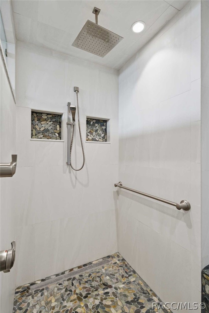 1283 N Rockwood Point, Hernando, FL 34442