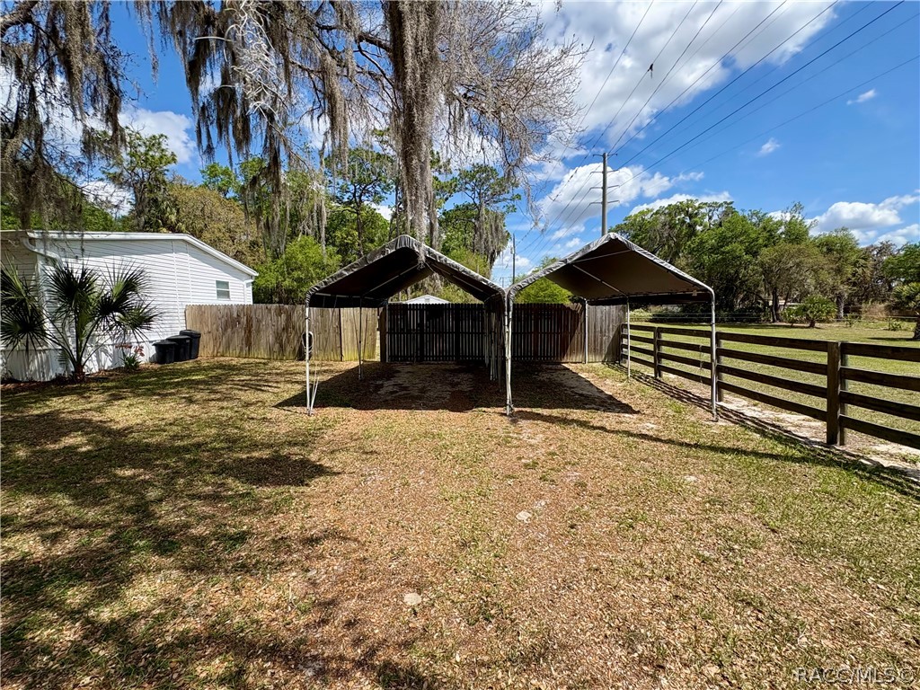 9909 N Northcut Avenue, Crystal River, FL 34428