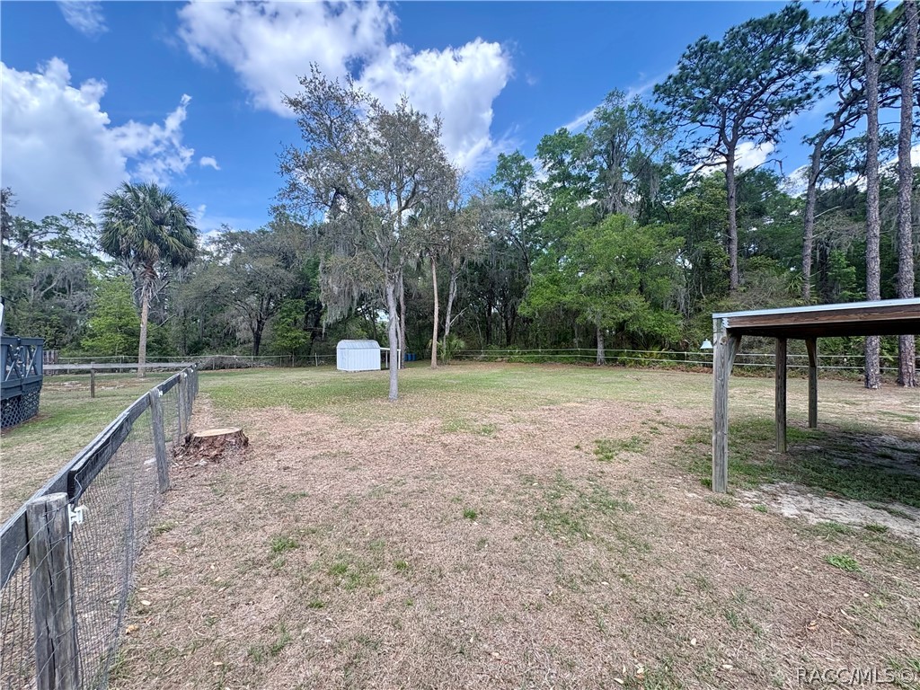 9909 N Northcut Avenue, Crystal River, FL 34428