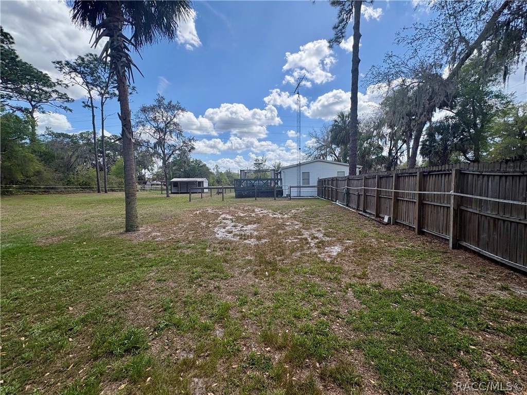 9909 N Northcut Avenue, Crystal River, FL 34428