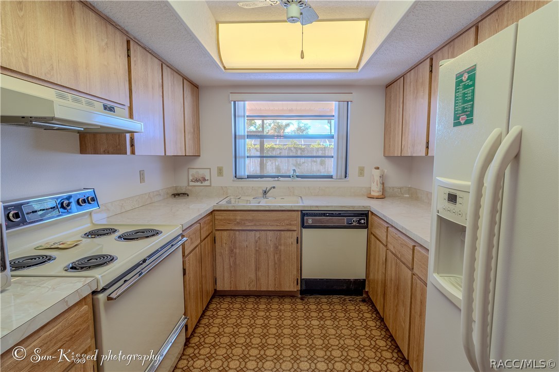 2508 Landover Boulevard, Spring Hill, FL 34609