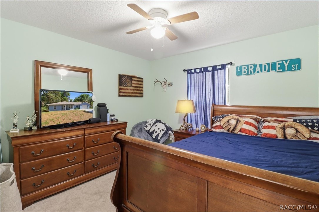 9878 W Riverwood Drive, Crystal River, FL 34428