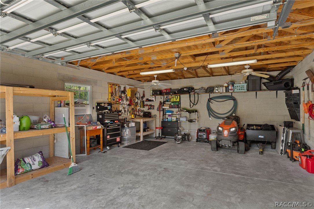 Detached Garage
