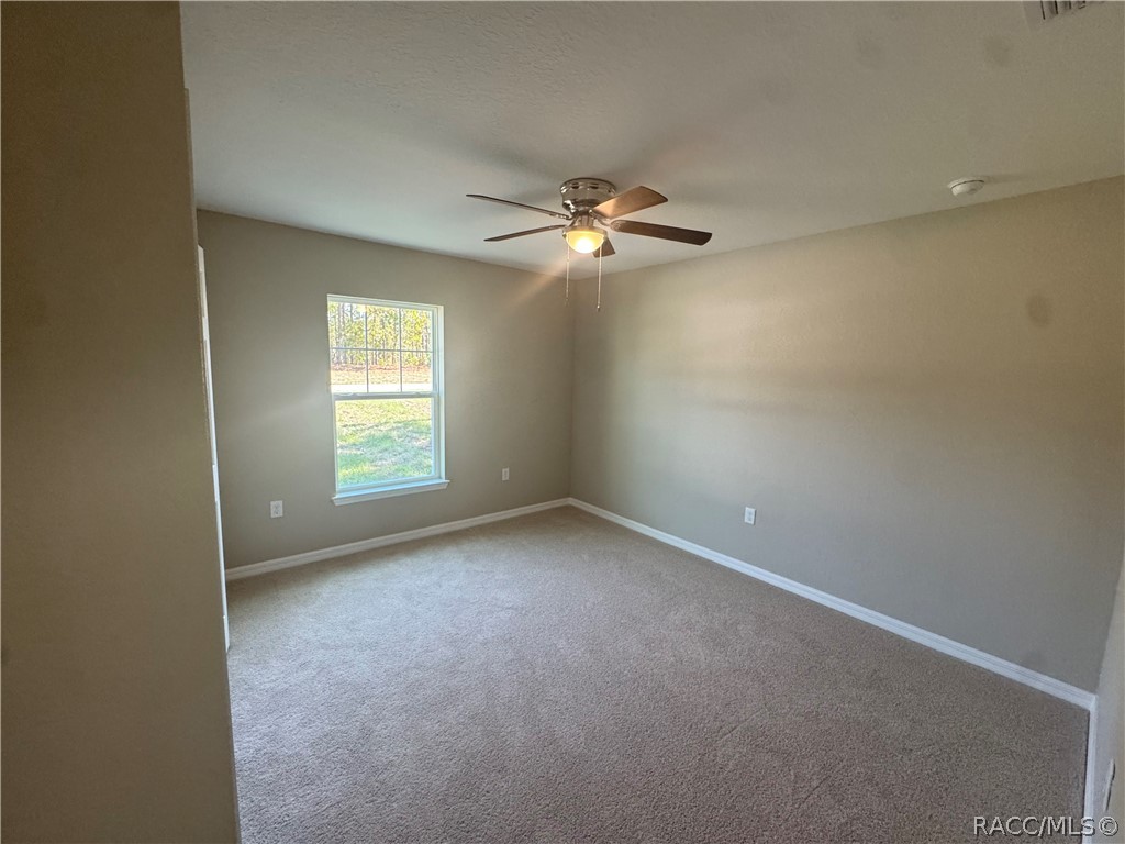 1540 E Artesian Lane, Dunnellon, FL 34434