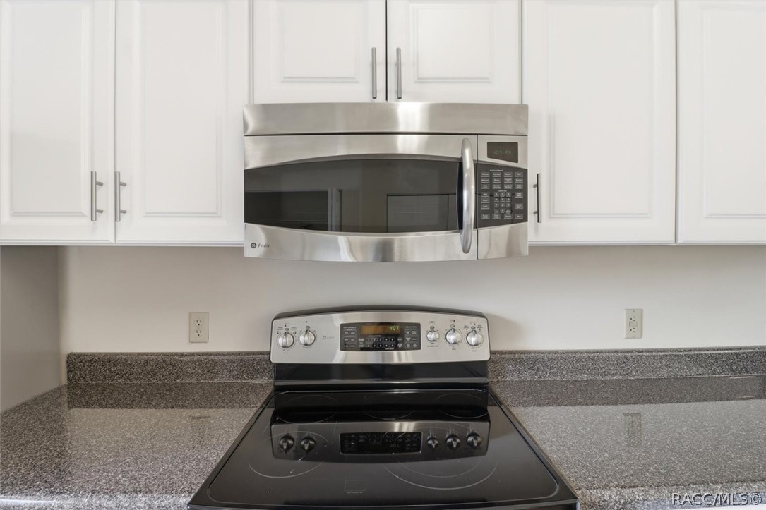 Stainless appliances