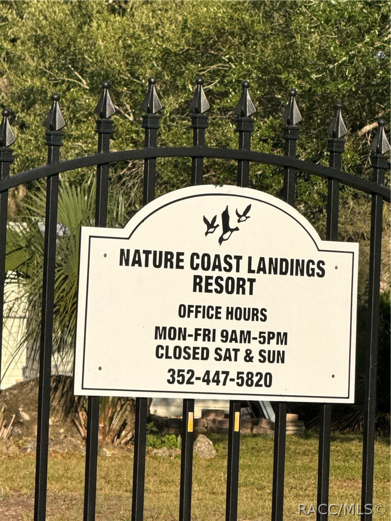 10173 N Suncoast (Lot #215) Boulevard, Crystal River, FL 34428
