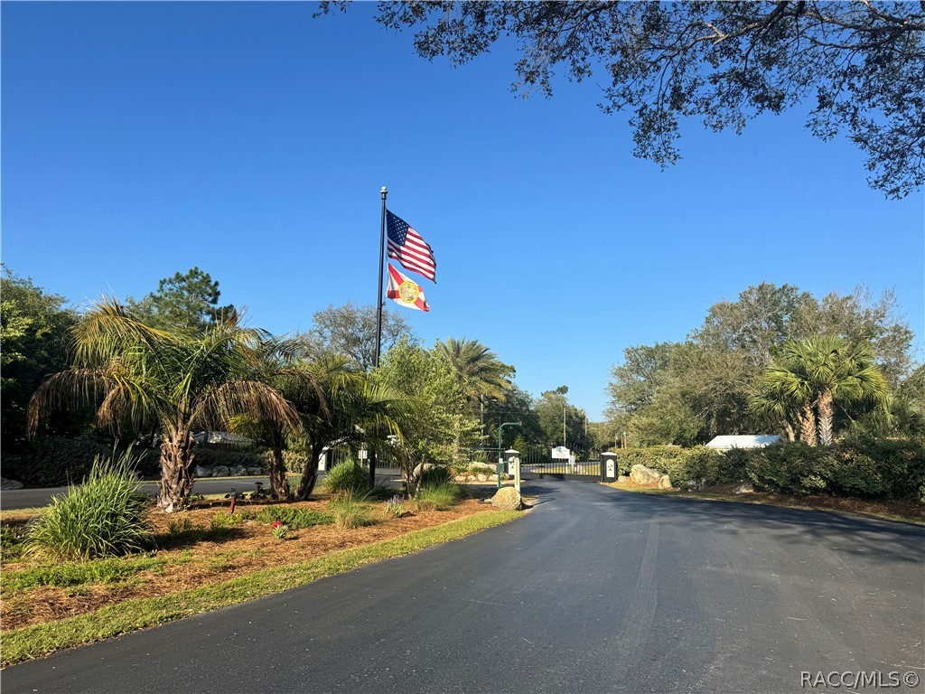 10173 N Suncoast (Lot #215) Boulevard, Crystal River, FL 34428
