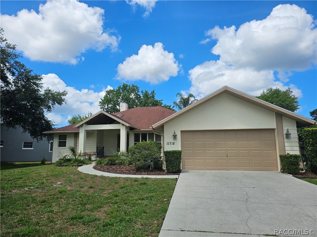 11718 W Riverhaven Drive, Homosassa, FL 34448