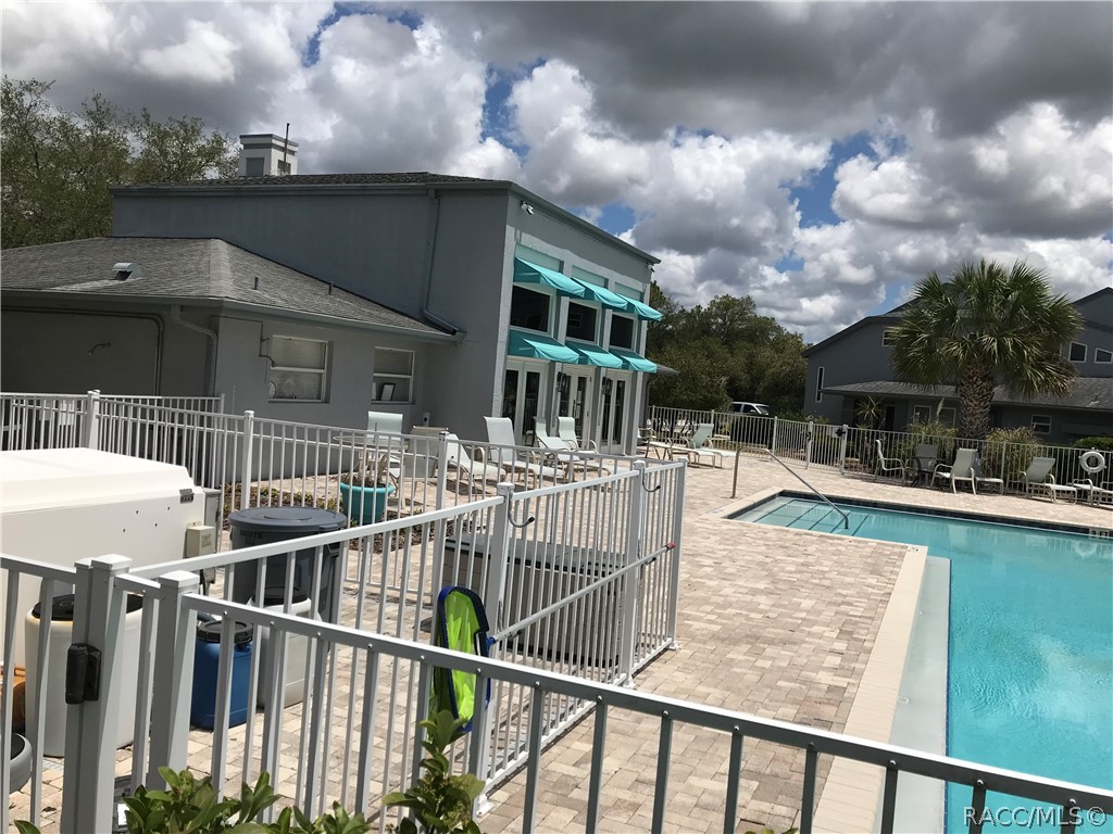 11055 W Harbor Watch Loop, Crystal River, FL 34428
