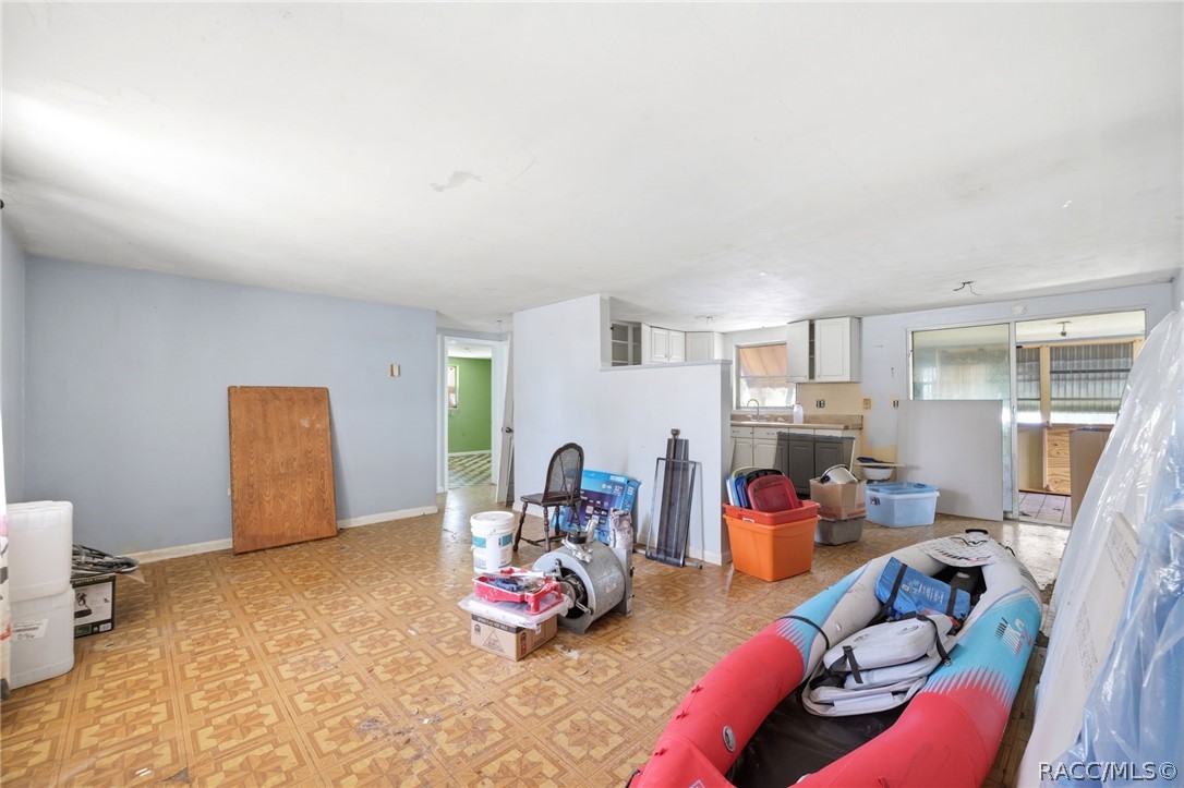 Living/Kitchen